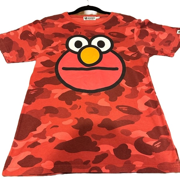 ๐HOST PICK x 2๐ BAPE x Baby Milo x Sesame Street Limited Edition Tee, Red, Small - Picture 2 of 15